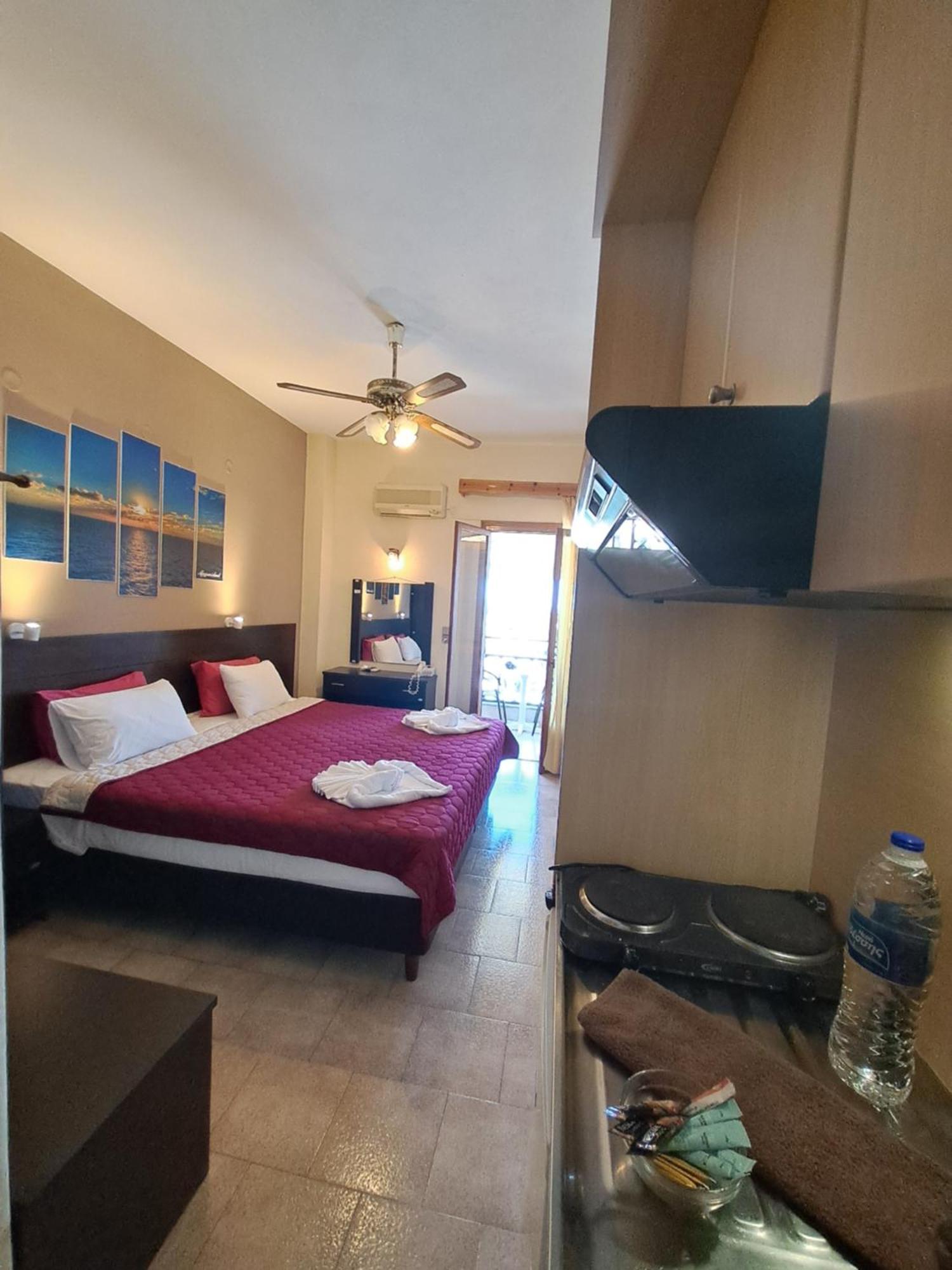 Gorgona Hotel Patitírion Dış mekan fotoğraf