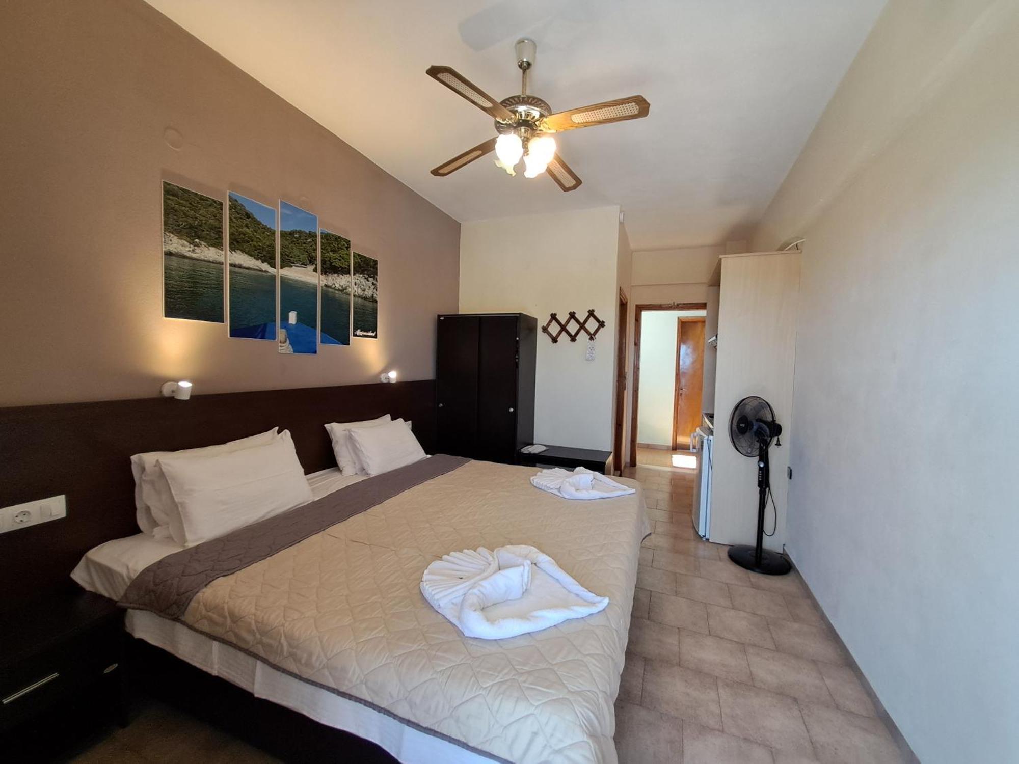 Gorgona Hotel Patitírion Dış mekan fotoğraf